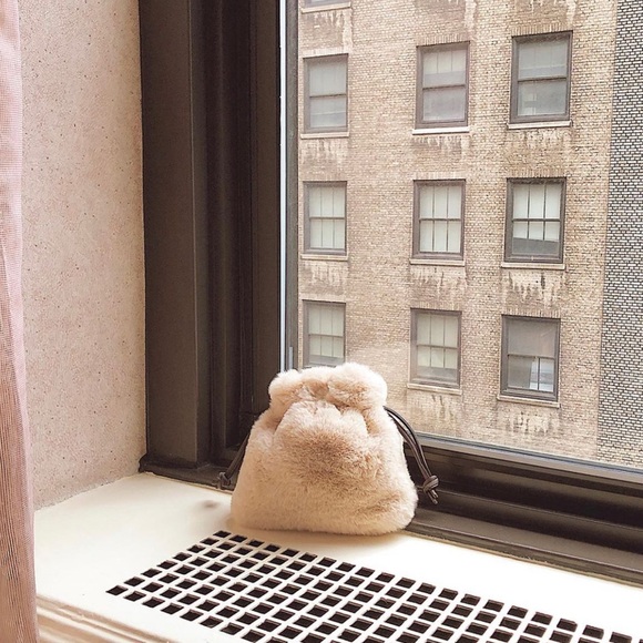 FLUFFY PURSE WITH CROSSBODY STRAP - Picture 1 of 8